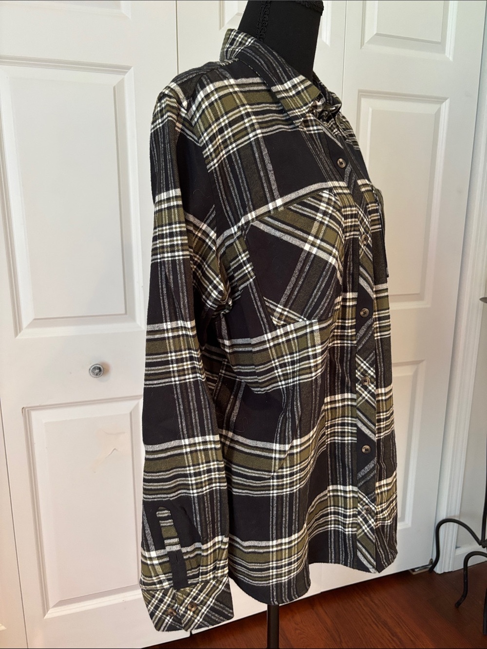 Natural Reflections Plaid Button Down Shirt - Picture 3 of 7